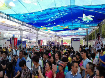 “李小龍”助陣狠搶工廠，引爆京城“速度與激情”