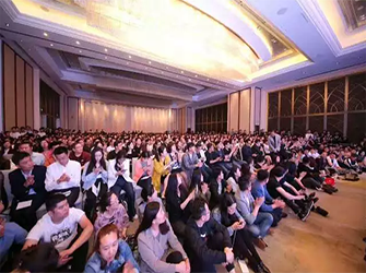 中國行 | 唯美L&D陶瓷攜手設(shè)計(jì)名師梁志天、孫華鋒，奏響青島設(shè)計(jì)最強(qiáng)音