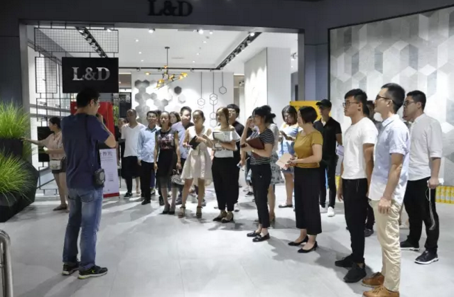 1504927297728485.png blob.png