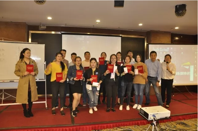 1510715793138446.png blob.png