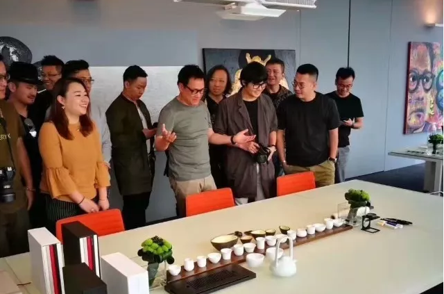 1510728564382767.png blob.png